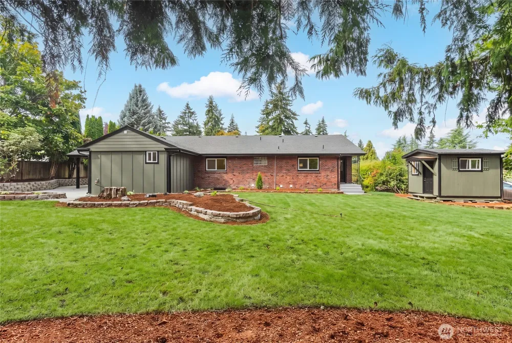 4021 Sunset Drive W University Place, WA 98466