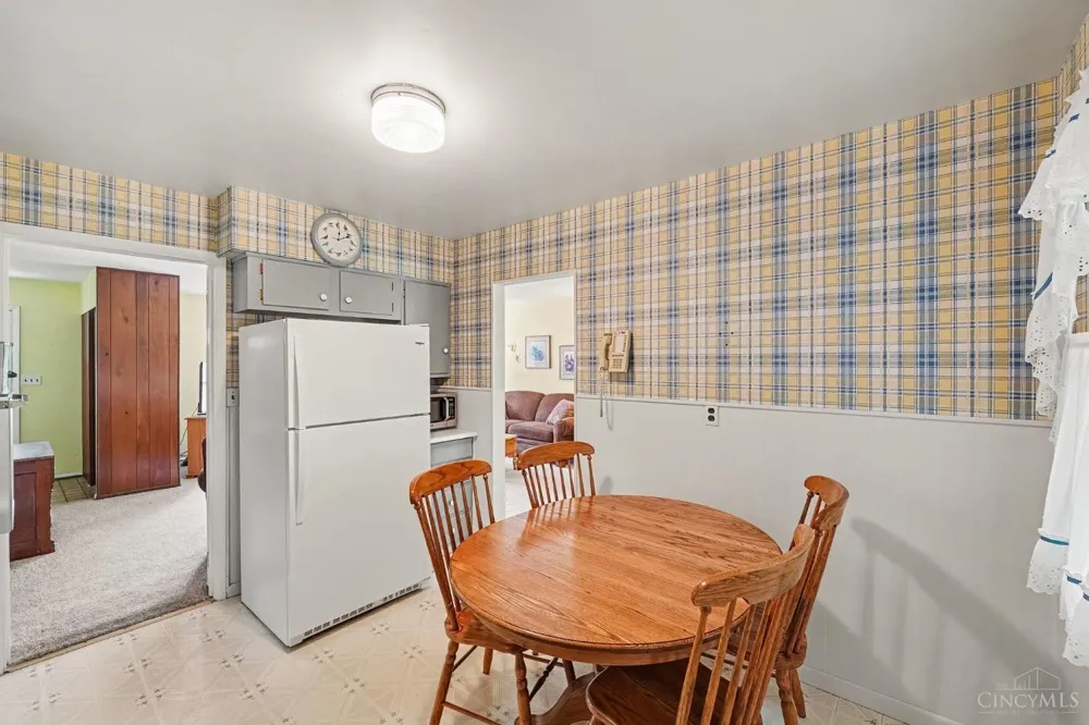 9811 Lorelei Drive Springfield, OH 45231