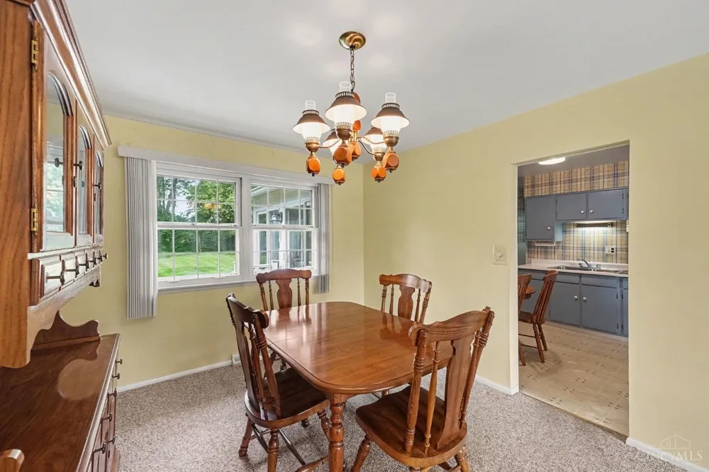 9811 Lorelei Drive Springfield, OH 45231