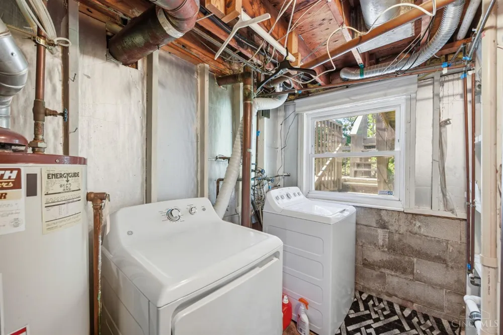487 Brunswick Drive Forest Park, OH 45240