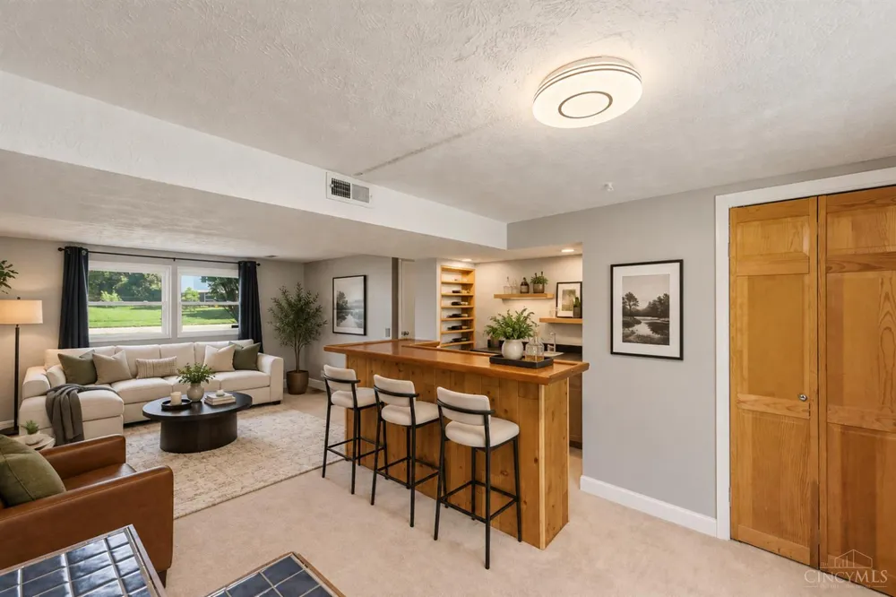 487 Brunswick Drive Forest Park, OH 45240