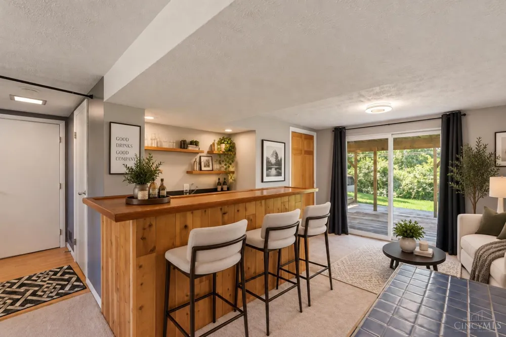 487 Brunswick Drive Forest Park, OH 45240