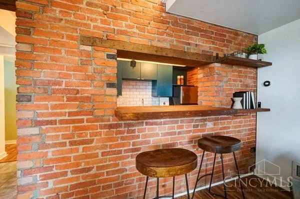 413 Milton Street #1 Cincinnati, OH 45202