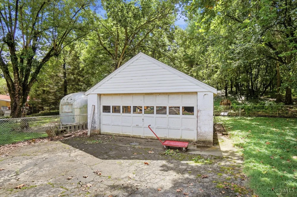 1515 Spring Lawn Avenue Cincinnati, OH 45223