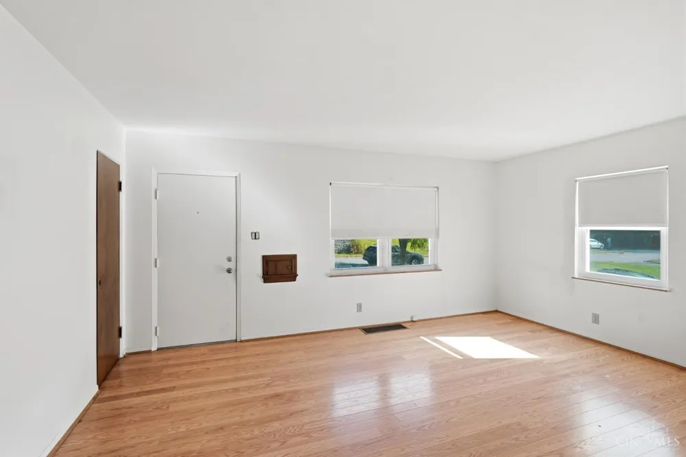 1515 Spring Lawn Avenue Cincinnati, OH 45223