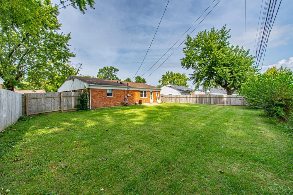 1482 Cobblestone Street Riverside, OH 45432