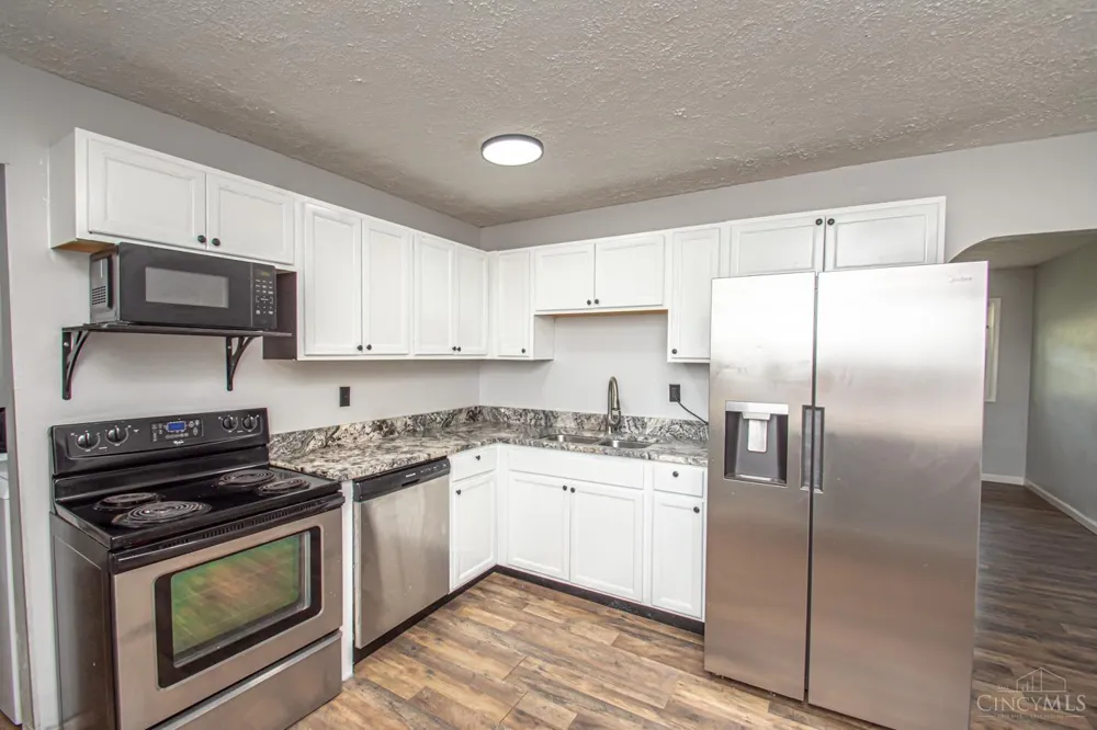 1482 Cobblestone Street Riverside, OH 45432