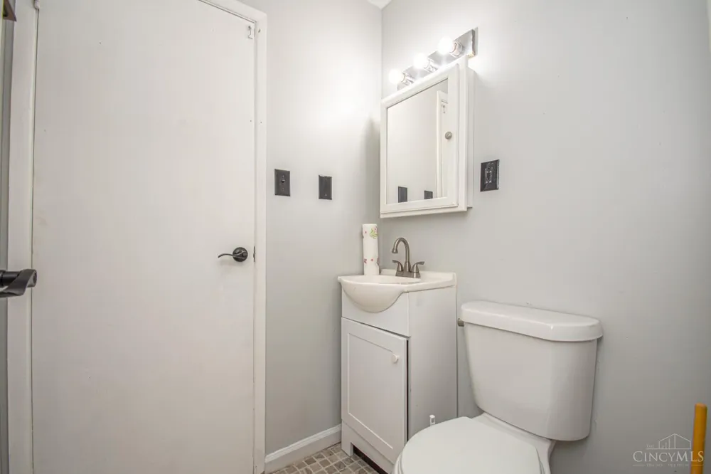 1482 Cobblestone Street Riverside, OH 45432