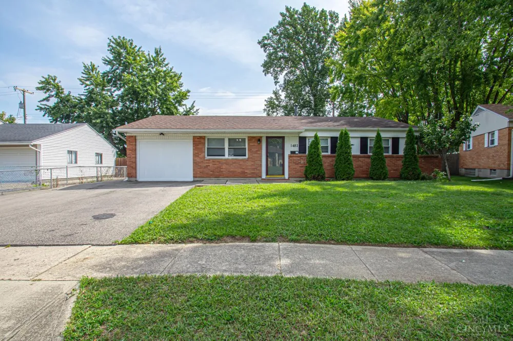 1482 Cobblestone Street Riverside, OH 45432