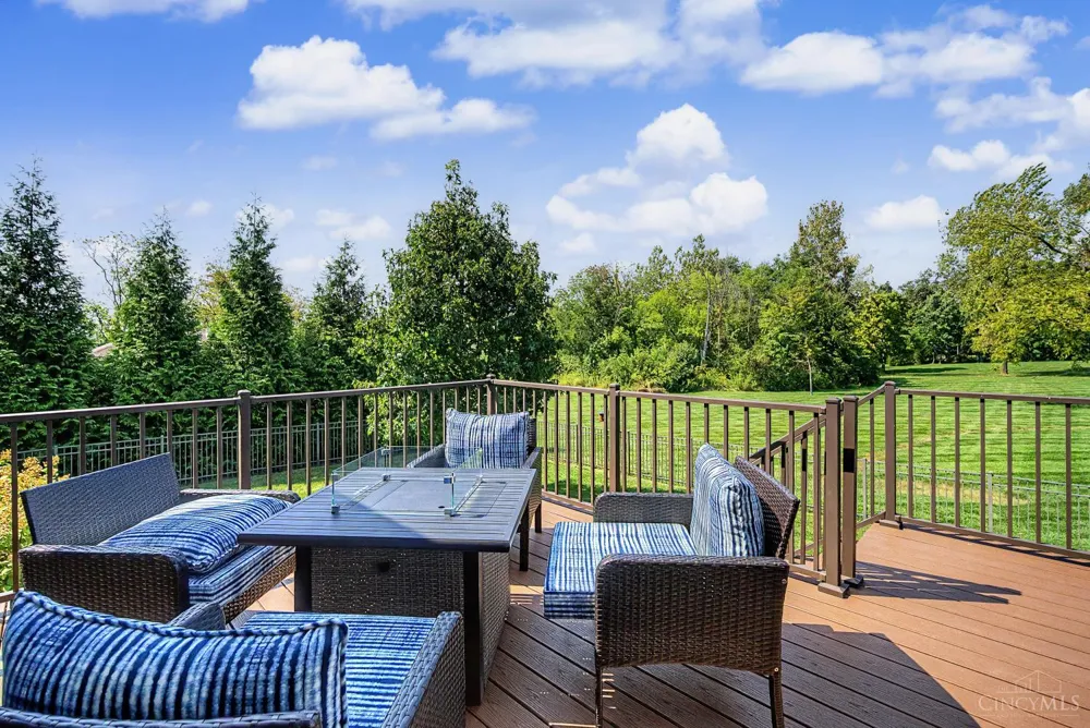 8303 Turning Leaf Clearcreek, OH 45066