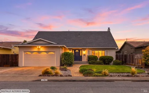 17 Eastside Circle