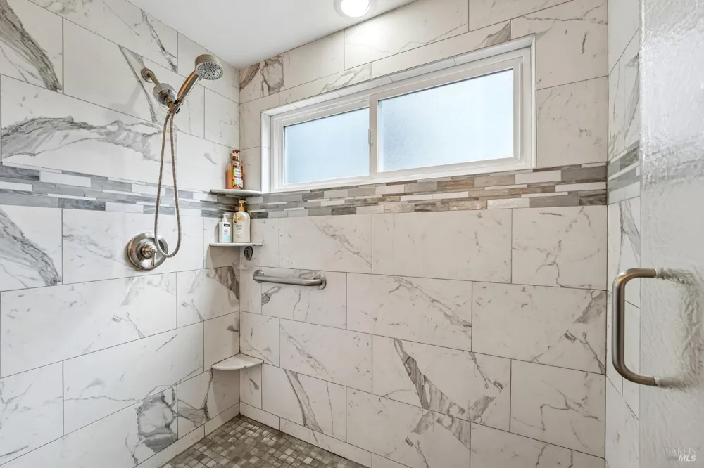 5346 Daniel Drive Rohnert Park, CA 94928