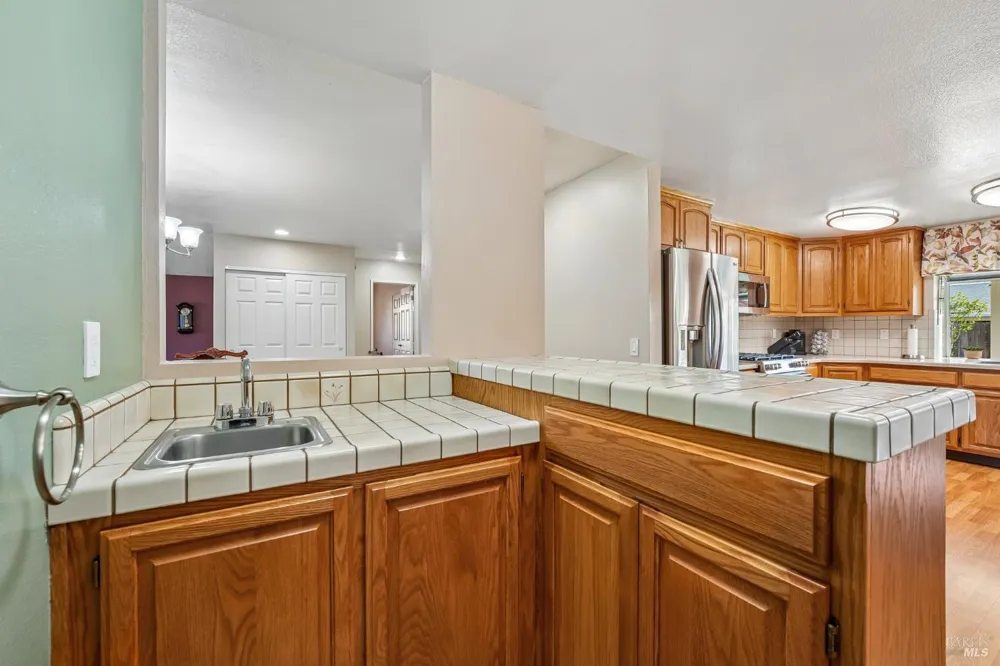 5346 Daniel Drive Rohnert Park, CA 94928