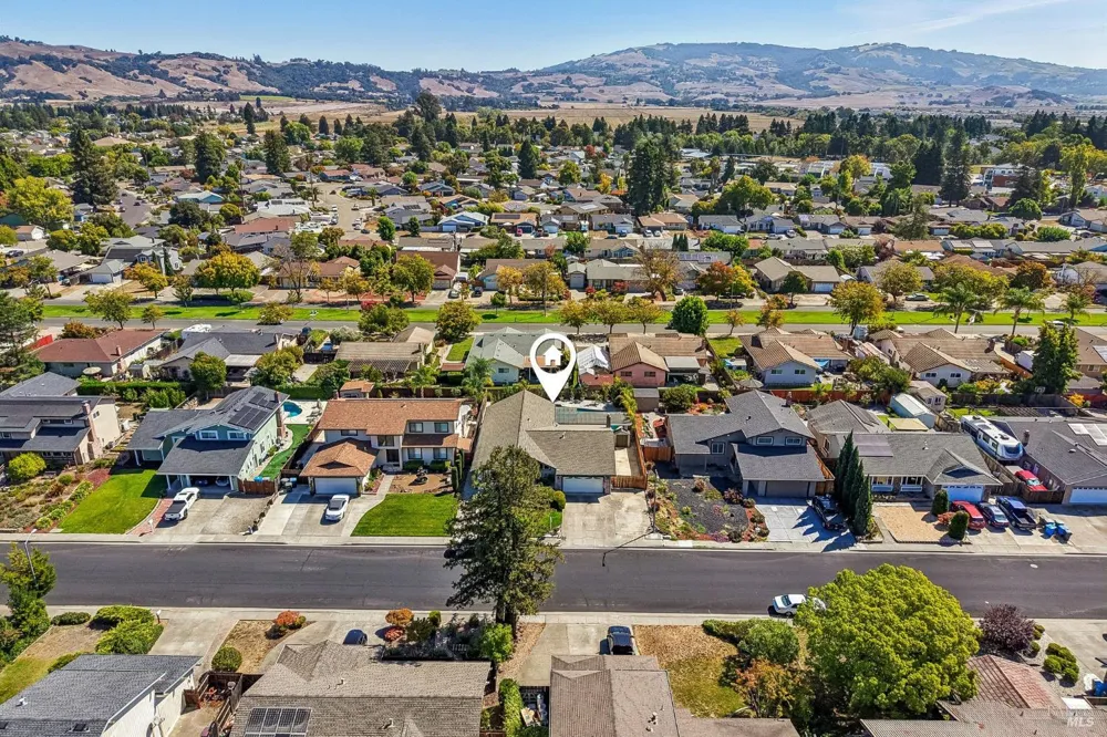 5346 Daniel Drive Rohnert Park, CA 94928