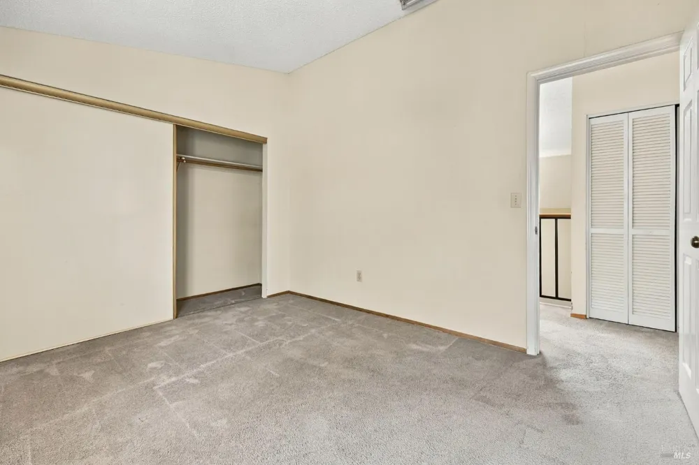 518 March Avenue Healdsburg, CA 95448