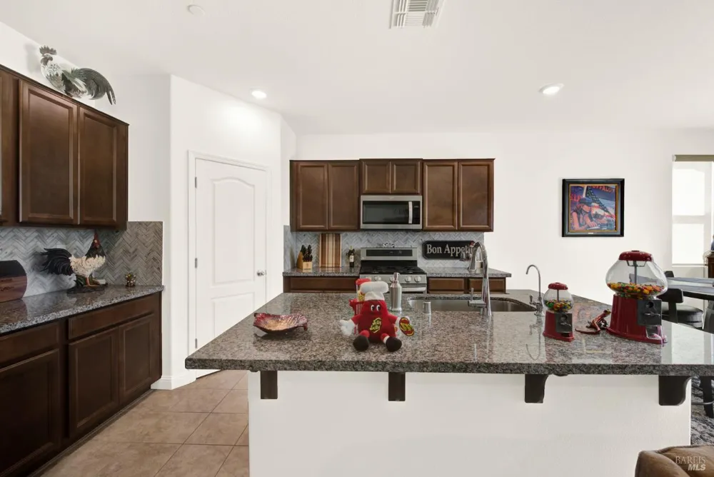4012 Rose Court Vacaville, CA 95687