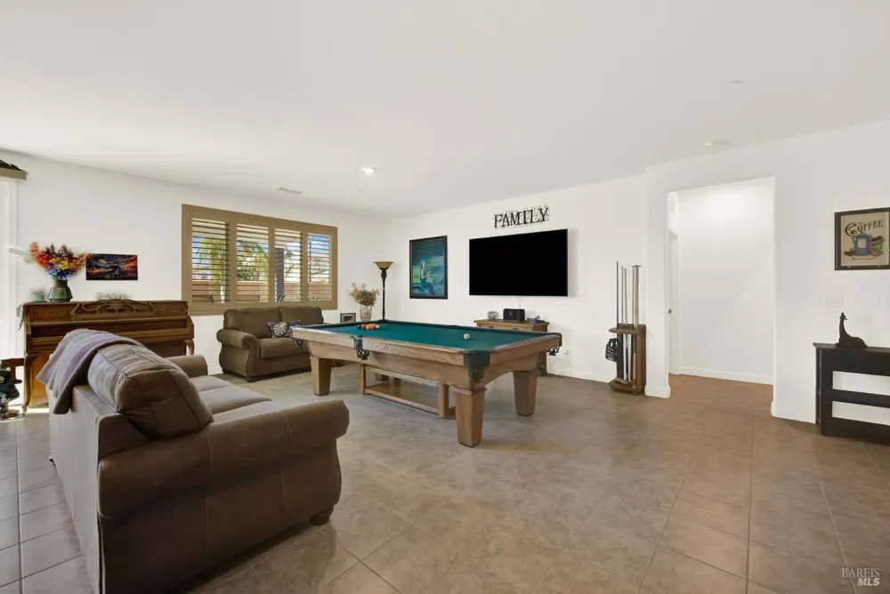 4012 Rose Court Vacaville, CA 95687