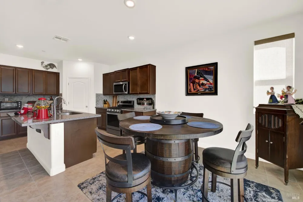 4012 Rose Court Vacaville, CA 95687