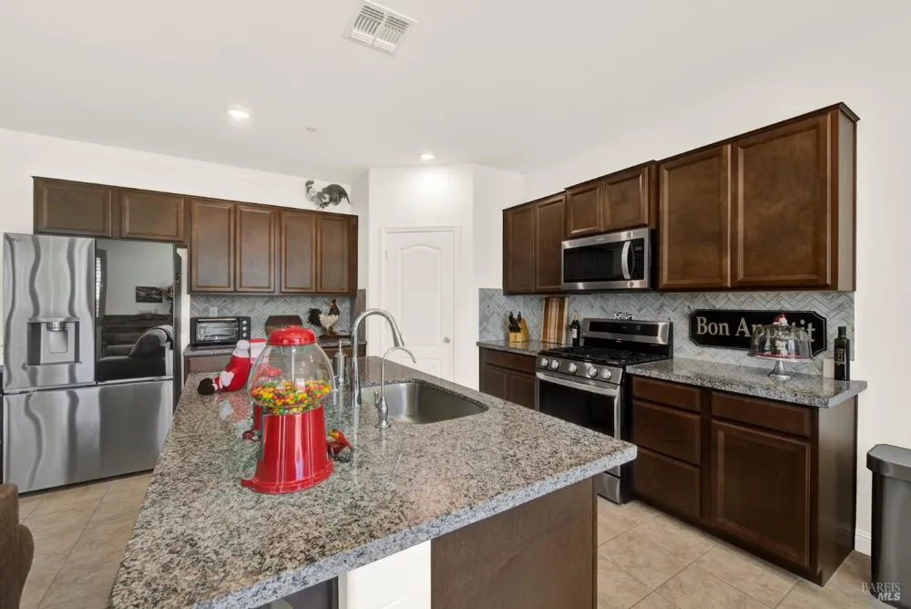 4012 Rose Court Vacaville, CA 95687
