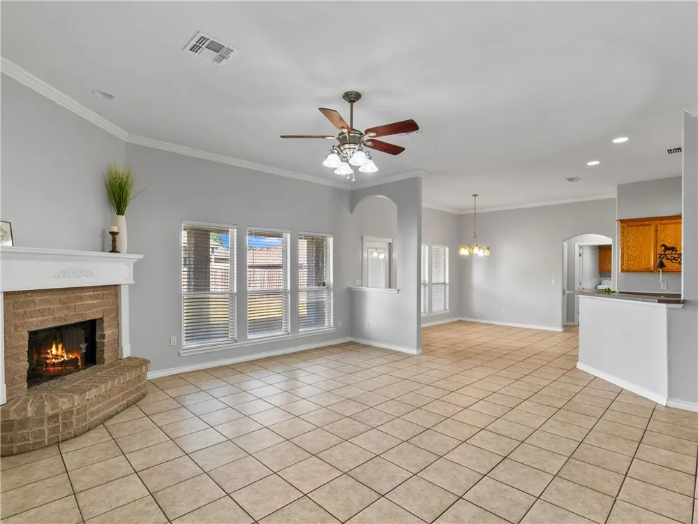 103 Collins Street Odem, TX 78370