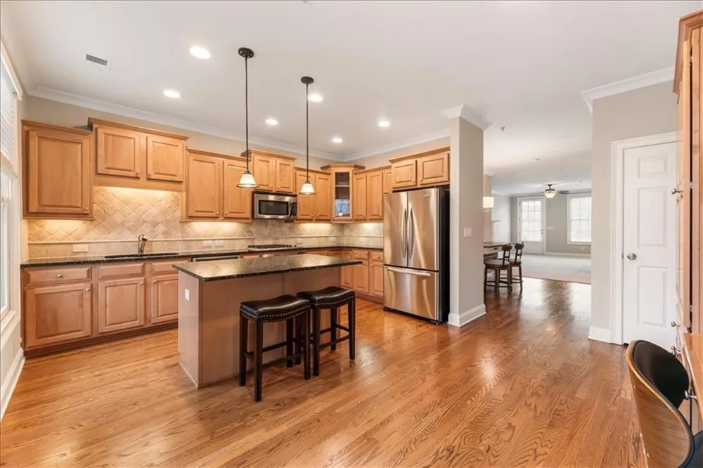 5905 Waters Edge Trail Roswell, GA 30075