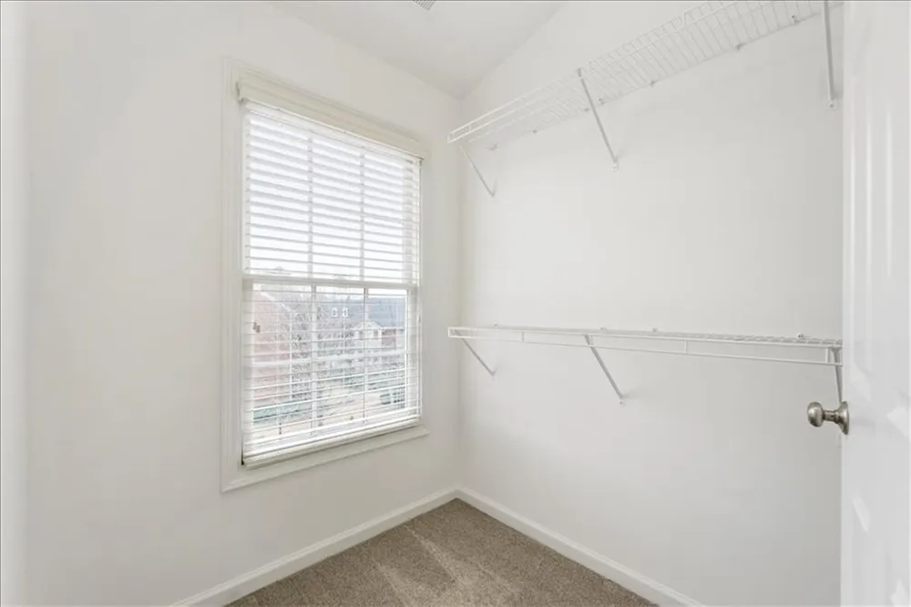 5905 Waters Edge Trail Roswell, GA 30075