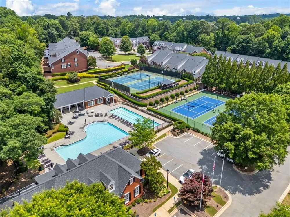 5905 Waters Edge Trail Roswell, GA 30075