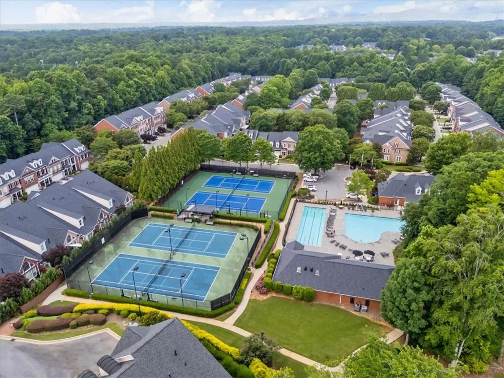 5905 Waters Edge Trail Roswell, GA 30075
