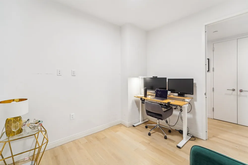160 1ST ST Jersey City, NJ 07302