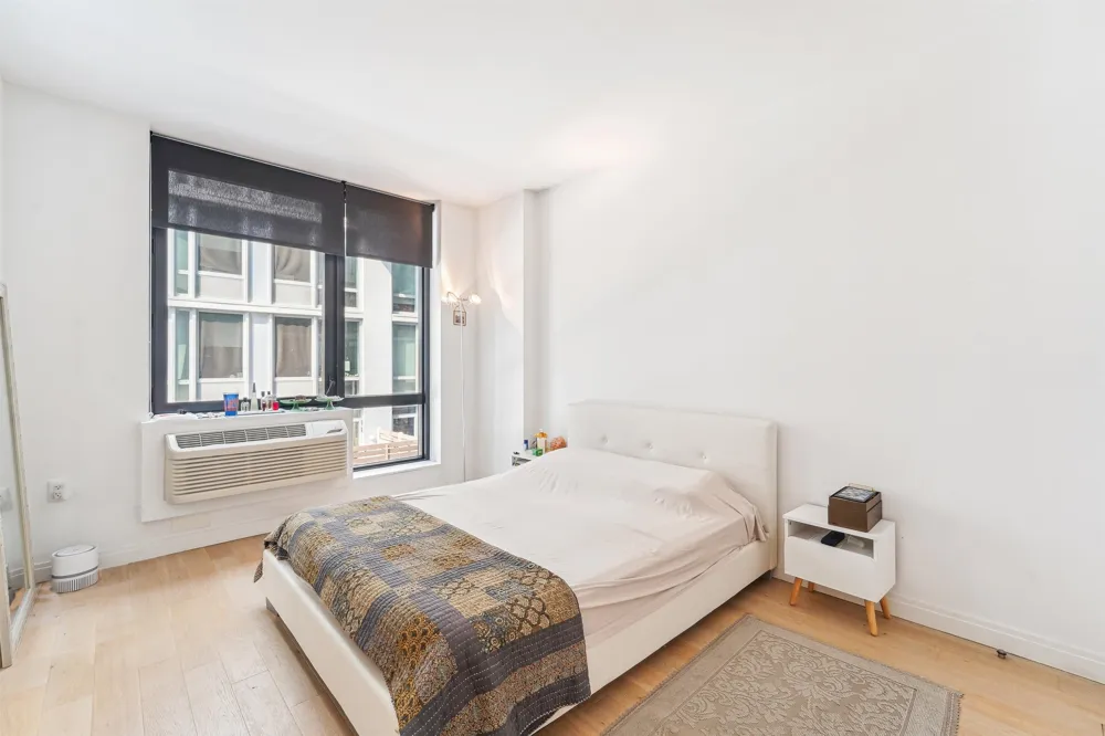 160 1ST ST Jersey City, NJ 07302