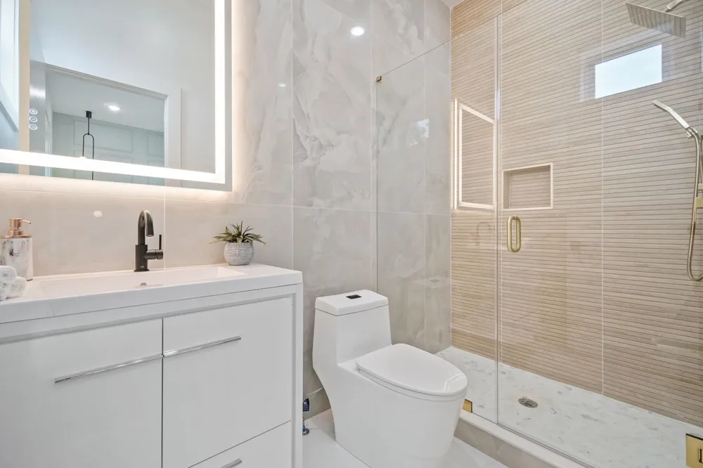7 LIENAU PL Jersey City, NJ 07306