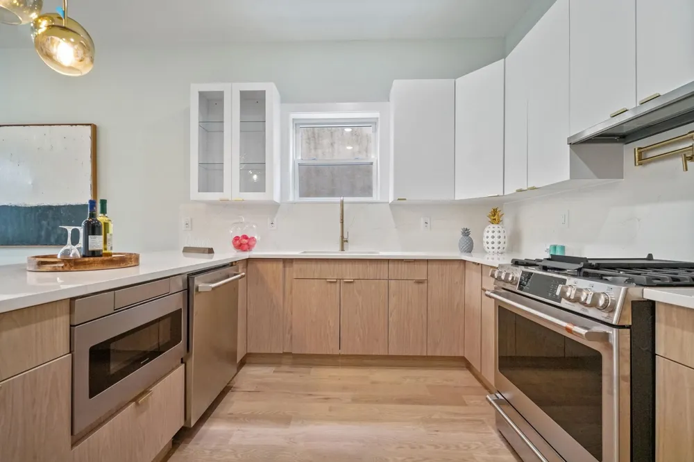 7 LIENAU PL Jersey City, NJ 07306