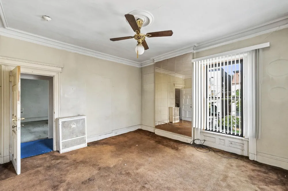 37 CLINTON AVE Jersey City, NJ 07304