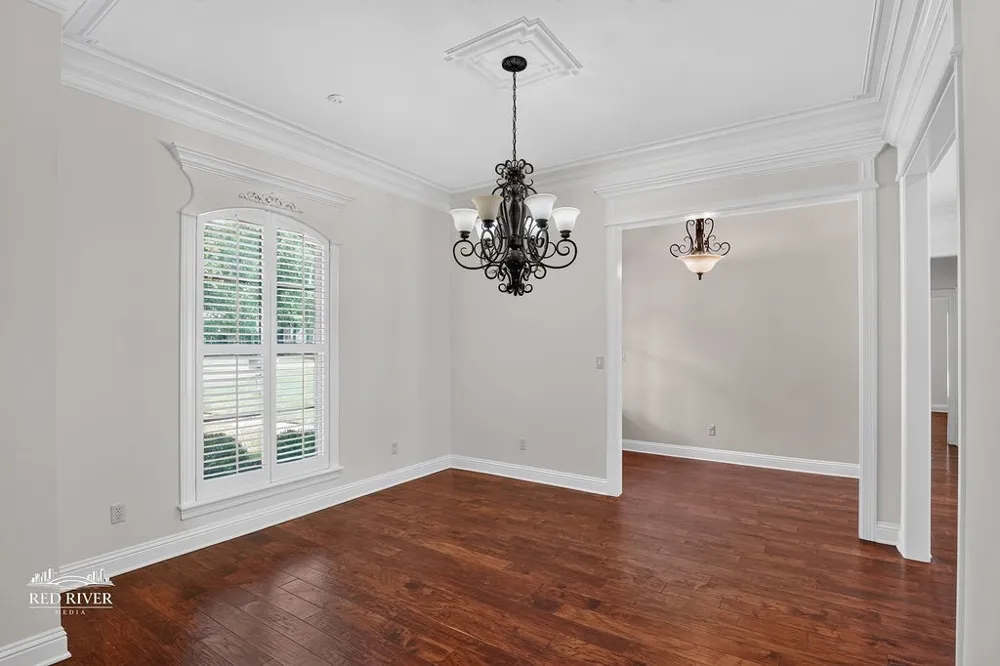 5 Chapel Creek Lane Shreveport, LA 71106