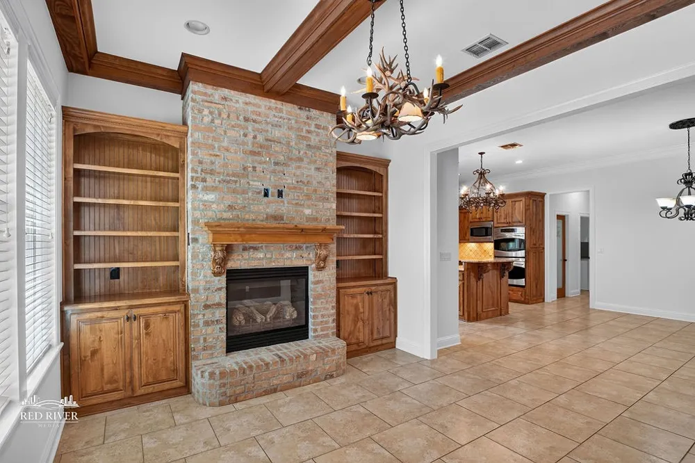 5 Chapel Creek Lane Shreveport, LA 71106