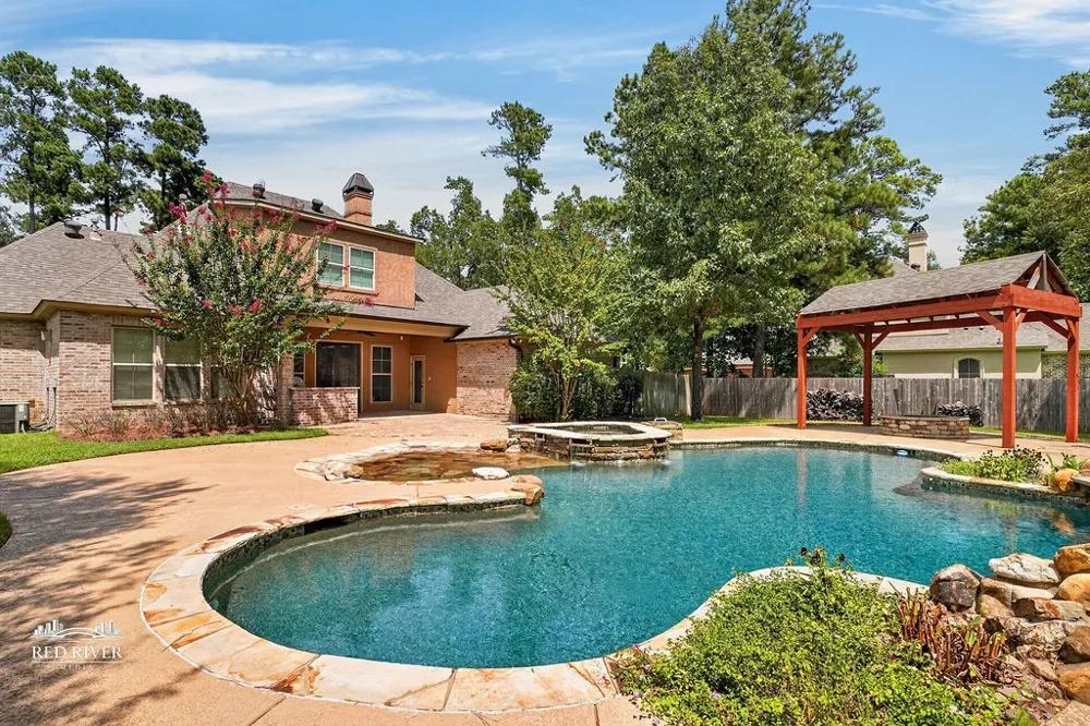 5 Chapel Creek Lane Shreveport, LA 71106
