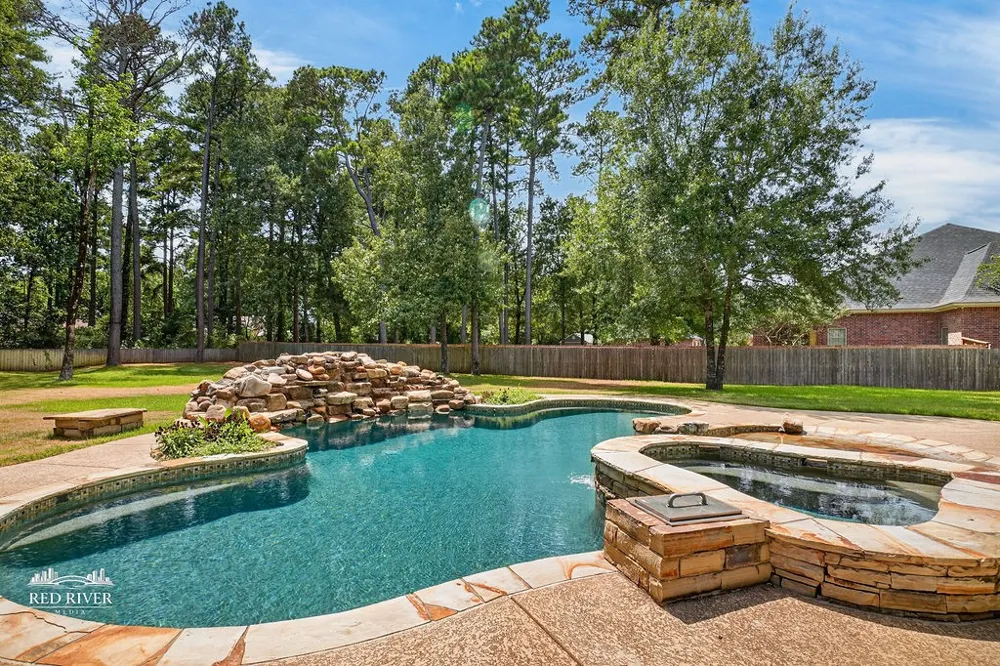 5 Chapel Creek Lane Shreveport, LA 71106