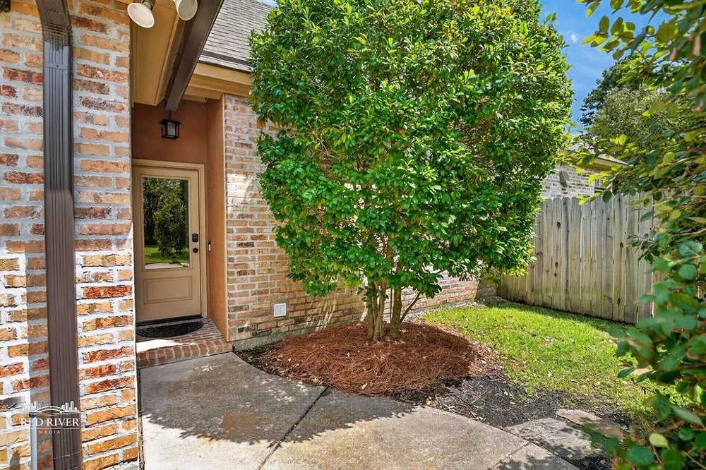 5 Chapel Creek Lane Shreveport, LA 71106