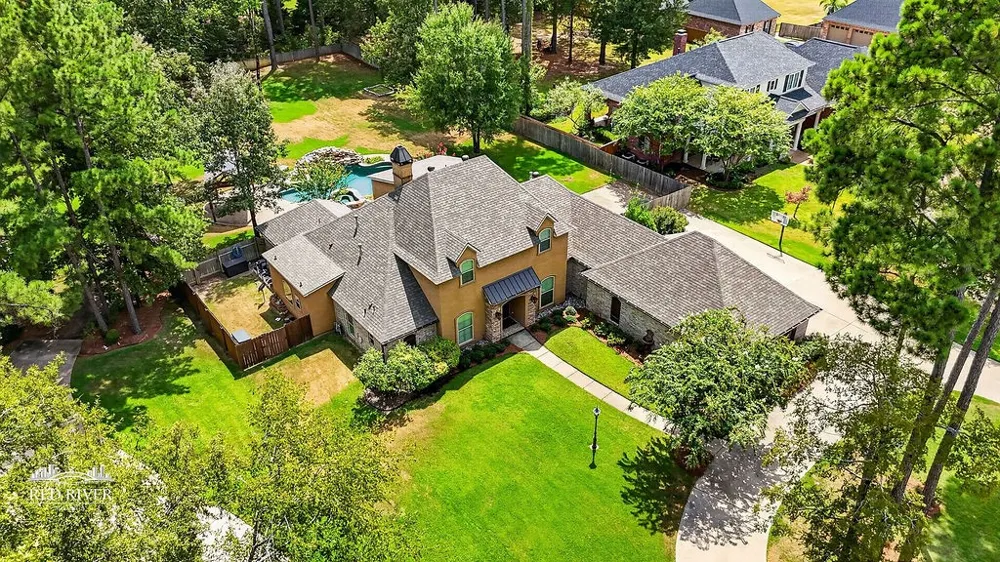 5 Chapel Creek Lane Shreveport, LA 71106