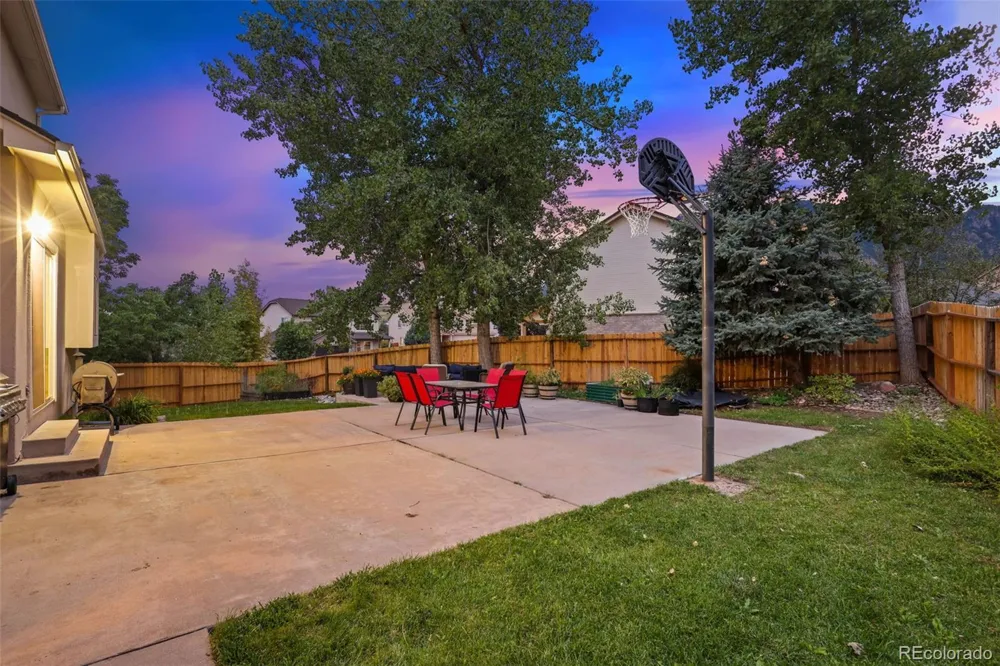 5424 Campglen Drive Colorado Springs, CO 80906