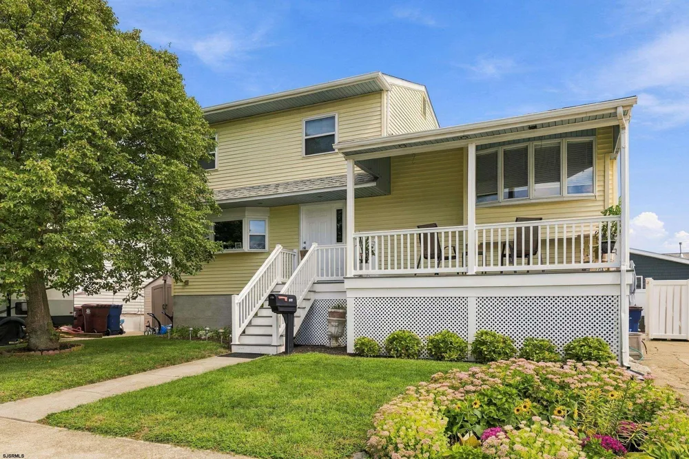 611 N Cambridge Ave Ventnor Heights, NJ 08406