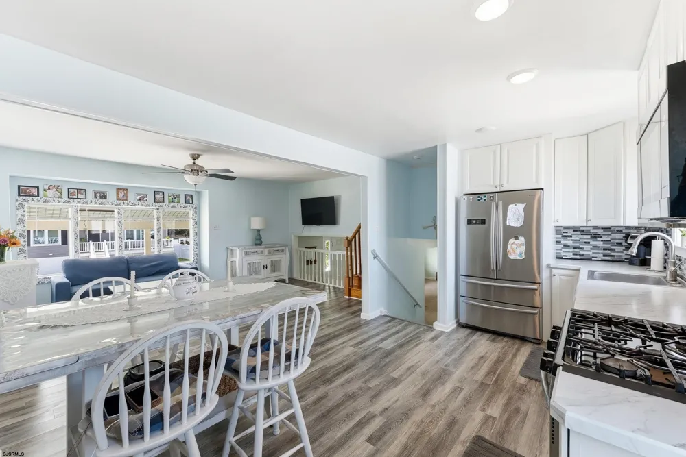 611 N Cambridge Ave Ventnor Heights, NJ 08406