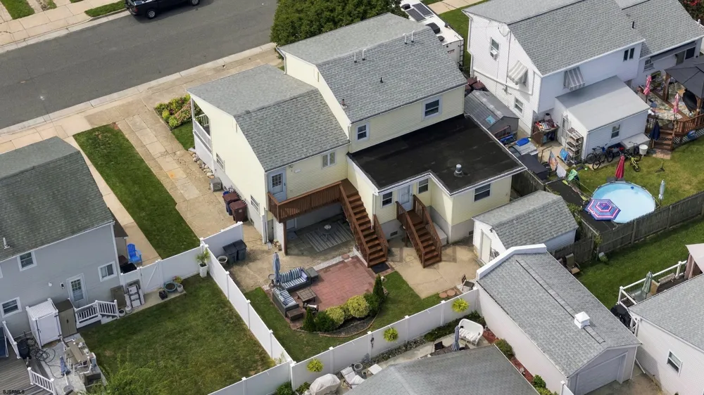 611 N Cambridge Ave Ventnor Heights, NJ 08406