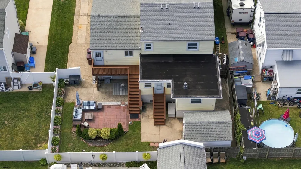 611 N Cambridge Ave Ventnor Heights, NJ 08406
