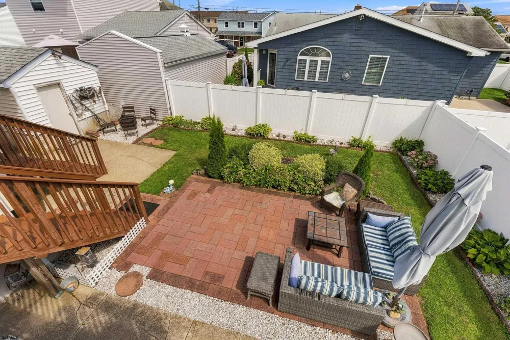 611 N Cambridge Ave Ventnor Heights, NJ 08406