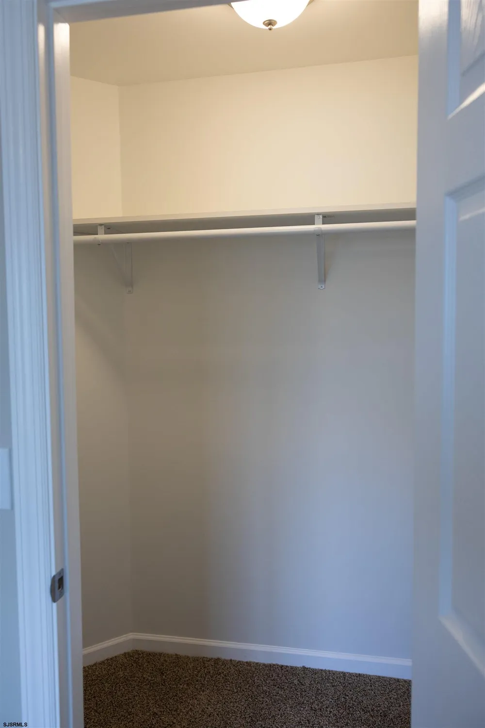 205 Sumner Street Buenaugh, NJ 08310