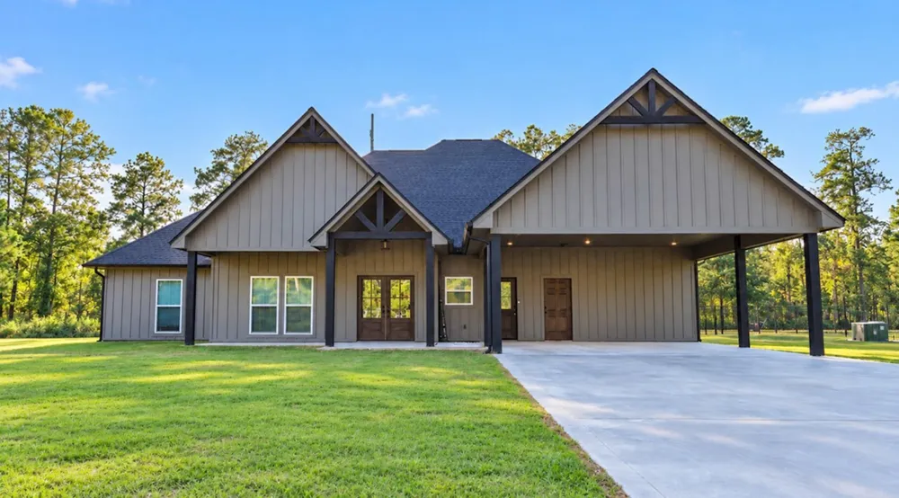 375 County Road 725 Buna, TX 77612