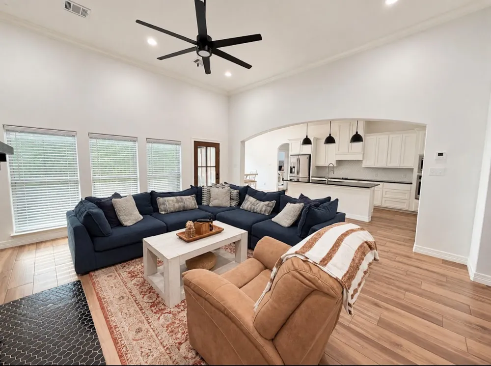 375 County Road 725 Buna, TX 77612