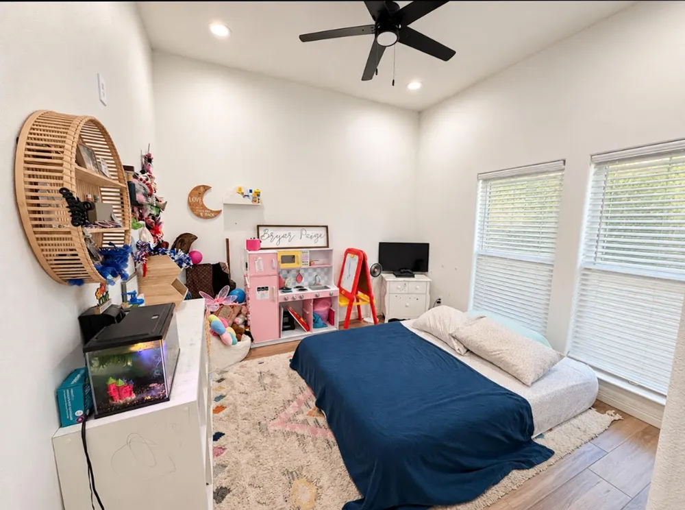 375 County Road 725 Buna, TX 77612
