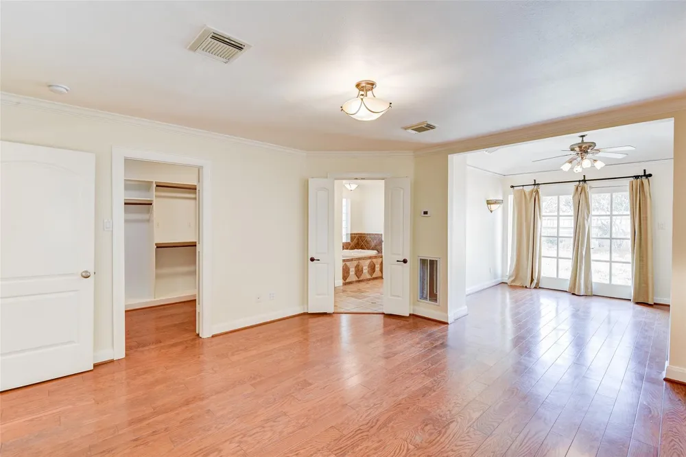 6754 Cindy Lane Houston, TX 77008